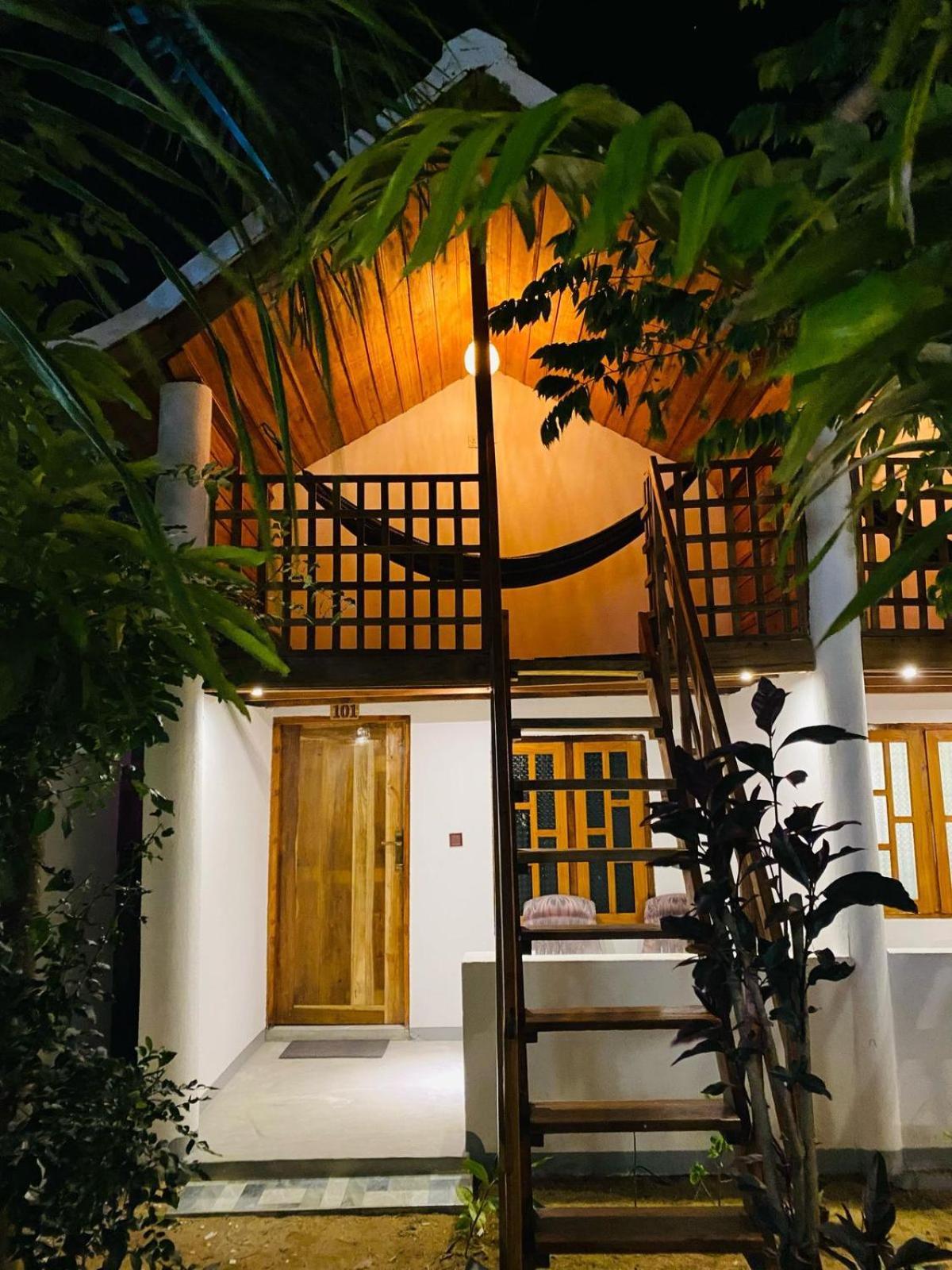 Beach Wave Hotel Arugam Bay Exterior foto