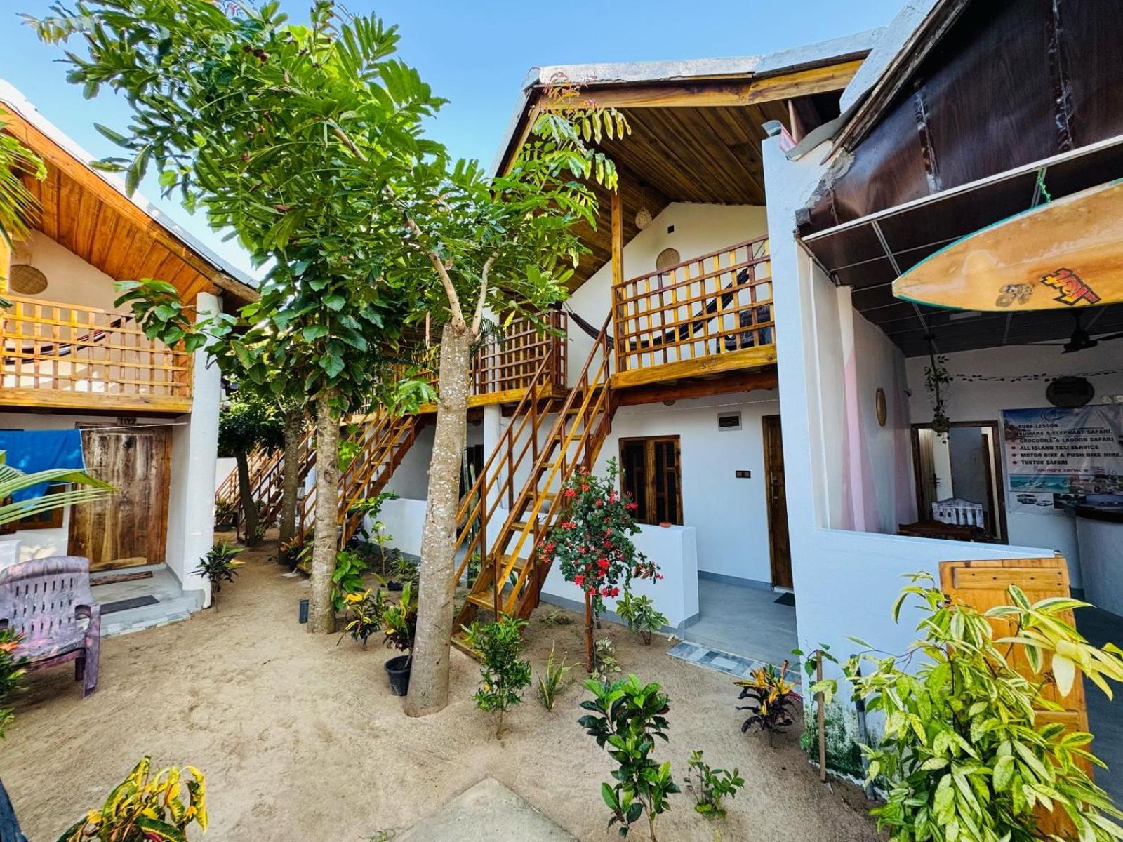 Beach Wave Hotel Arugam Bay Exterior foto
